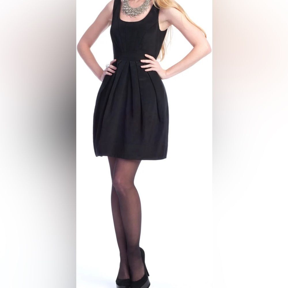 Shoshanna Noir Cream Puff Dress Black Mini Fit Flare Party Cocktail Dress US 2
